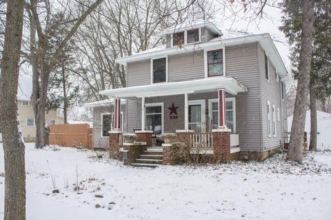 233 Gilkey St, Plainwell, MI 49080 photo 2