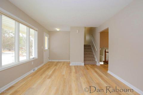 6904 Rix St SE, Ada, MI 49301 photo 2