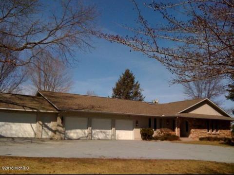 52002 Kern Dr, Three Rivers, MI 49093 photo 1