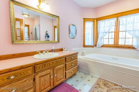 4607 Miriam Rd, Belding, MI 48809 photo 33