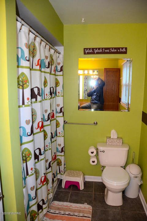 7044 23rd Ave, Jenison, MI 49428 photo 8