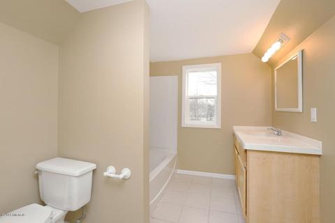 921 Masonic Ave, Belding, MI 48809 photo 21