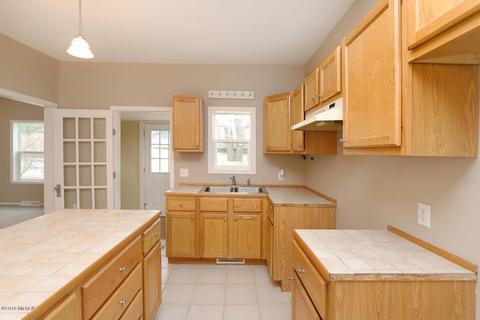 921 Masonic Ave, Belding, MI 48809 photo 9