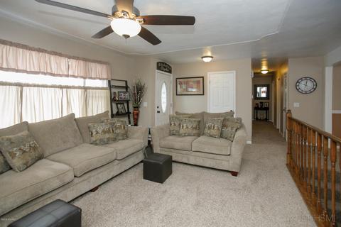 455 Sixth St, Constantine, MI 49042 photo 3
