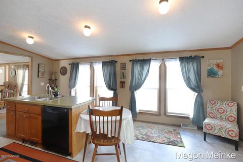 5183 Wooldridge, Belding, MI 48809 photo 12