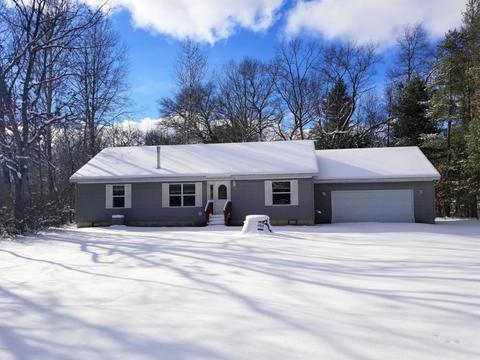 485 Oak St, Baldwin, MI 49304 photo 1