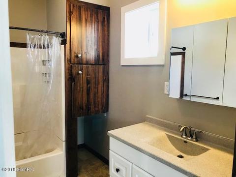 304 Third St, Manistee, MI 49660 photo 21
