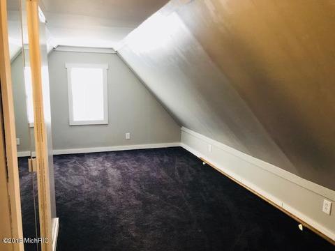 304 Third St, Manistee, MI 49660 photo 28