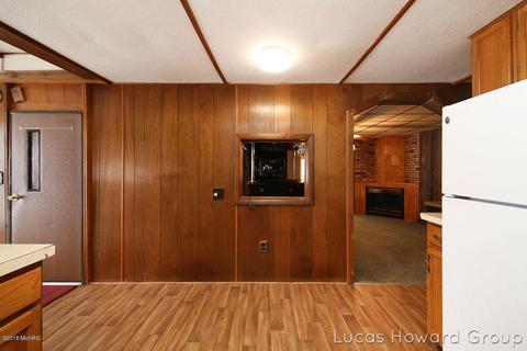 2744 142nd Ave, Dorr, MI 49323 photo 12