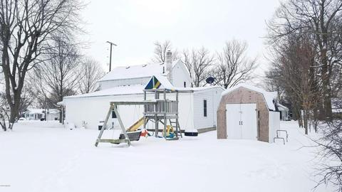 258 E Main St, Pewamo, MI 48873 photo 2