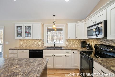 914 Boulder Bluff Ln, Lowell, MI 49331 photo 21