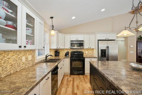 914 Boulder Bluff Ln, Lowell, MI 49331 photo 20