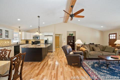 914 Boulder Bluff Ln, Lowell, MI 49331 photo 19