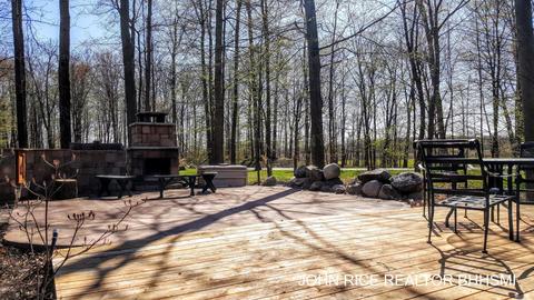 914 Boulder Bluff Ln, Lowell, MI 49331 photo 5