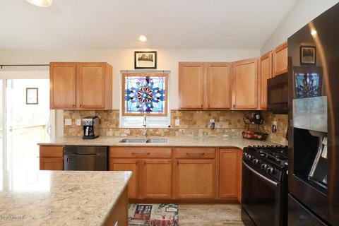 3827 Hare Ln, Dorr, MI 49323 photo 9