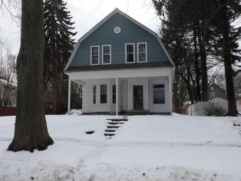459 Third St, Manistee, MI 49660 photo 2