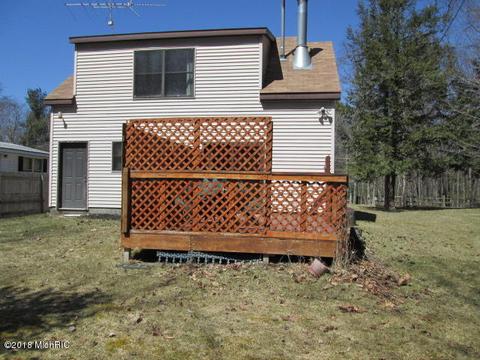 7735 W Range St, Mears, MI 49436 photo 4