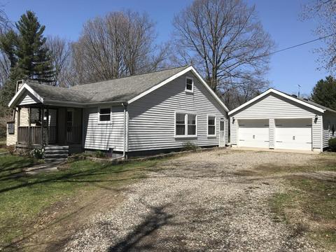 2604 Hemlock Beach Dr, Reading, MI 49274 photo 1