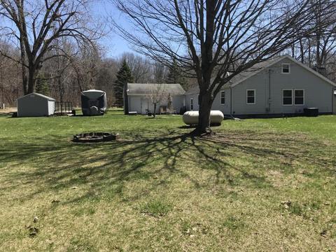2604 Hemlock Beach Dr, Reading, MI 49274 photo 4