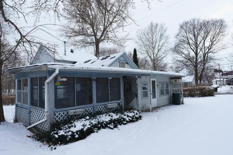 815 Maple St, Marshall, MI 49068 photo 37