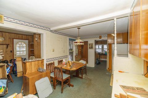 815 Maple St, Marshall, MI 49068 photo 14