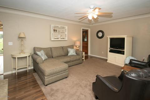 65507 Constantine Rd, Constantine, MI 49042 photo 5
