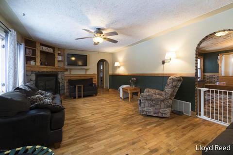 816 W Ellis Ave, Belding, MI 48809 photo 8