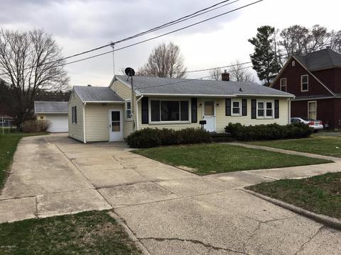 841 Harrison St, Belding, MI 48809 photo 31