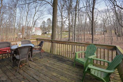 202 Golfview Dr, Plainwell, MI 49080 photo 22