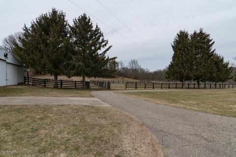 652 Pierce Rd, Plainwell, MI 49080 photo 7