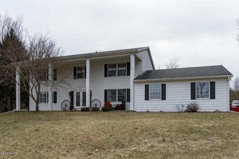 652 Pierce Rd, Plainwell, MI 49080 photo 1