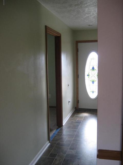 10748 W Chadwick Rd, Eagle, MI 48822 photo 16