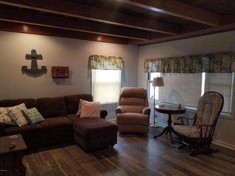 668 W Mohawk Trl, White Cloud, MI 49349 photo 6