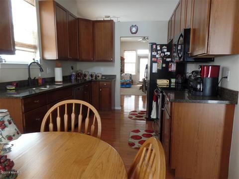 4571 Devon, Jackson, MI 49201 photo 4