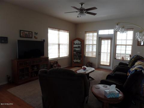 4571 Devon, Jackson, MI 49201 photo 2