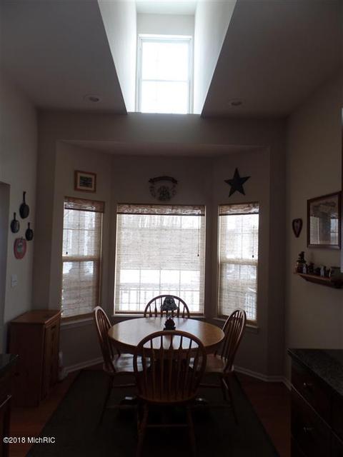 4571 Devon, Jackson, MI 49201 photo 5