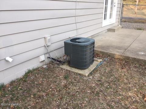 4212 E Ave, Kalamazoo, MI 49004 photo 4