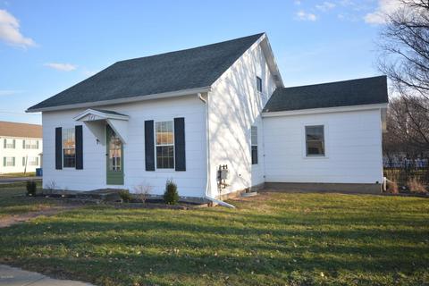 272 E Lyons St, Schoolcraft, MI 49087 photo 1