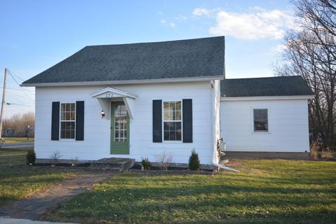 272 E Lyons St, Schoolcraft, MI 49087 photo 2