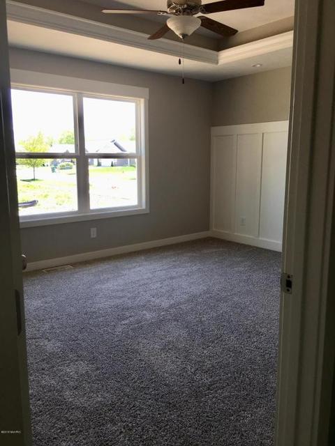 11704 Everett Ave, Allendale, MI 49401 photo 7