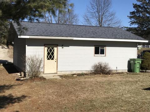 3899 E Shore Dr, Stanton, MI 48888 photo 47