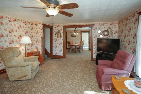 12769 M-96, Augusta, MI 49012 photo 4