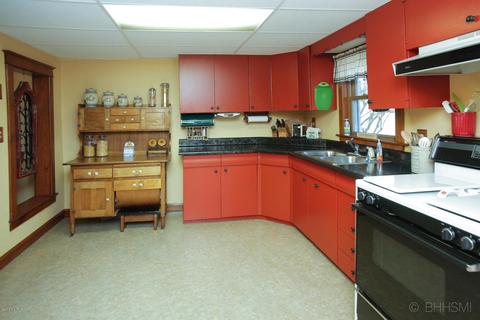 12769 M-96, Augusta, MI 49012 photo 5