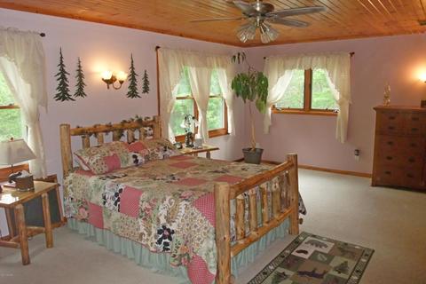 5670 Simonelli Rd, Whitehall, MI 49461 photo 14
