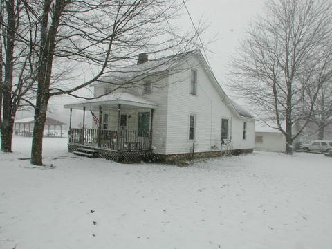 385 Centre St, Marcellus, MI 49067 photo 2