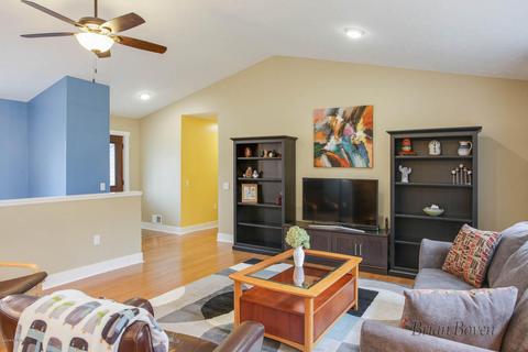 2255 Gee SE, Lowell, MI 49331 photo 10