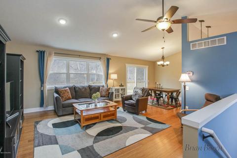 2255 Gee SE, Lowell, MI 49331 photo 8