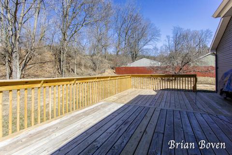 2255 Gee SE, Lowell, MI 49331 photo 32