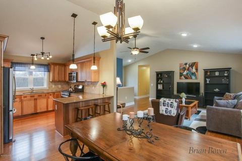 2255 Gee SE, Lowell, MI 49331 photo 7