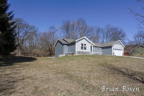 2255 Gee SE, Lowell, MI 49331 photo 2